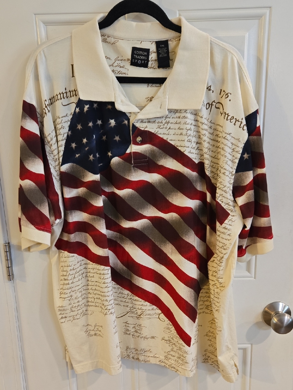 Cotton Traders Men’s Cream Polo with American Flag Print